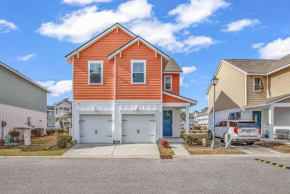 Centrally Located Myrtle Beach House Near Sports Center, Broadway at the Beach, Shopping, Beach, and Golf
